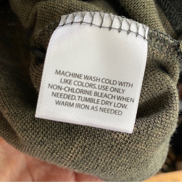 HAGGAR Long Sleeve Gray & Black Knit Collar Button Shirt Size XXL - Picture 7 of 8